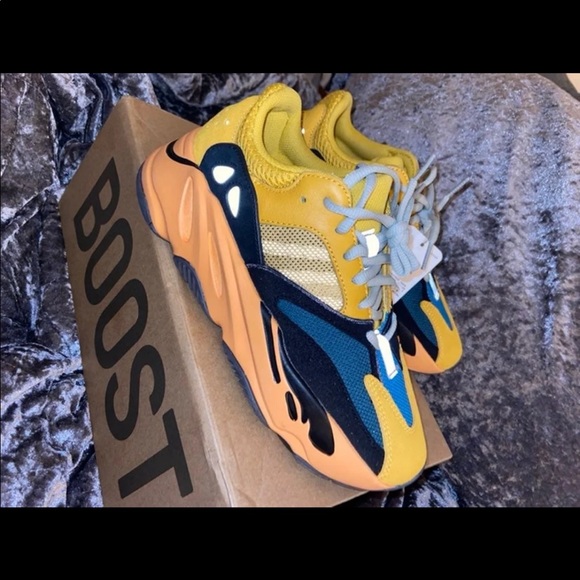 Yeezy 700 “sun”
